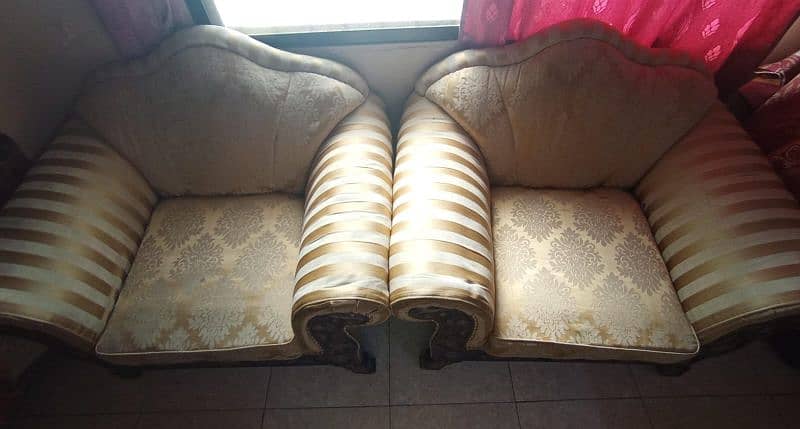 7 seater sofa 0