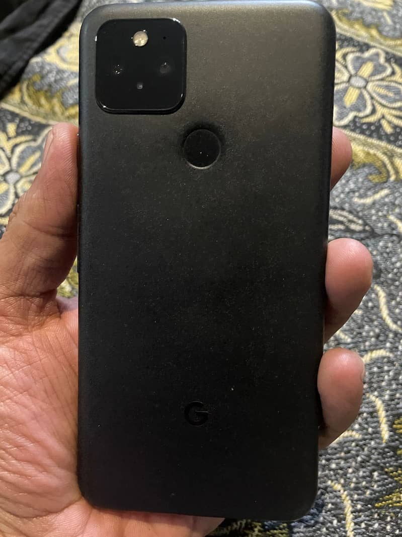 Google Pixel 5 (8 GB /128GB) 1