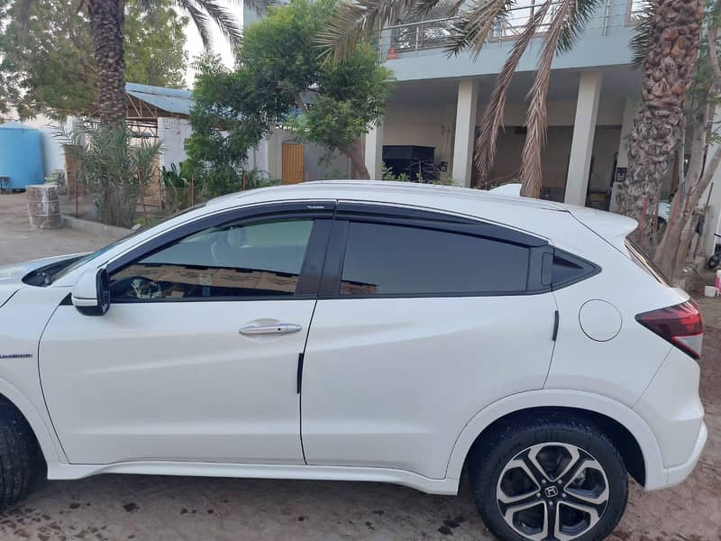 Honda Vezel 2015 Z SENSING PACKAGE 2