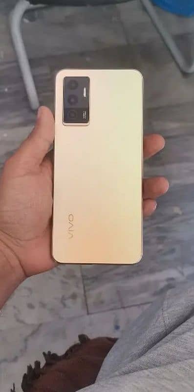 vivo v23e with only box 4