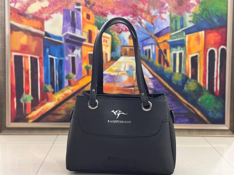 Stylish lady bags for sale 0