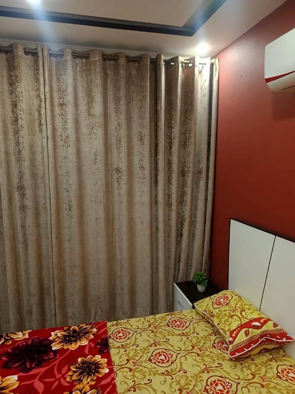 2 BEDROOM FULLY FURNISHE IDEAL LOCATION EXCELLENT FLAT FOR RENT IN SECTOR C BAHRIA TOWN LAHORE 9