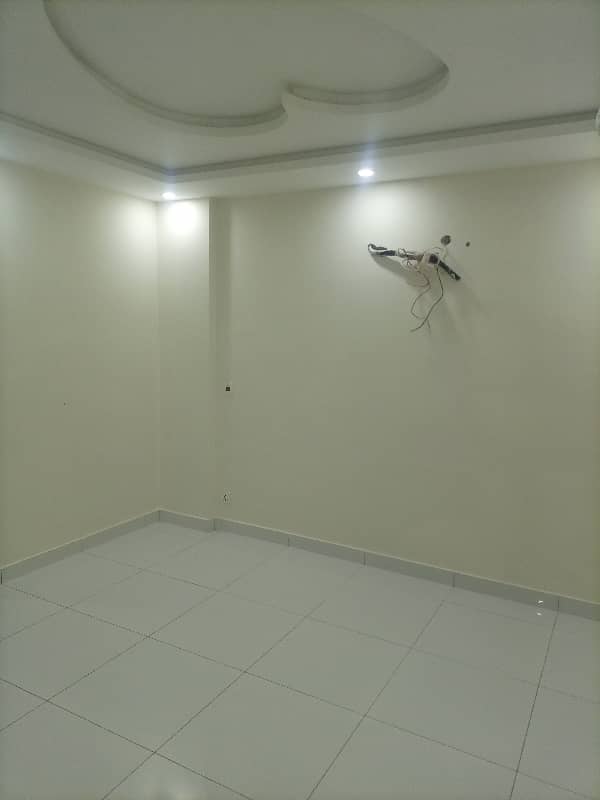 1 BED FULLY LUXURY NON FURNISH IDEAL LOCATION EXCELLENT FLAT FOR RENT IN BAHRIA TOWN LAHORE 13