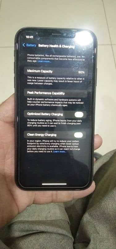 iPhone 11 all ok 64GB non PTA 0