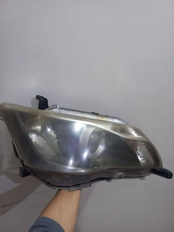 toyota corolla filder head lights 2