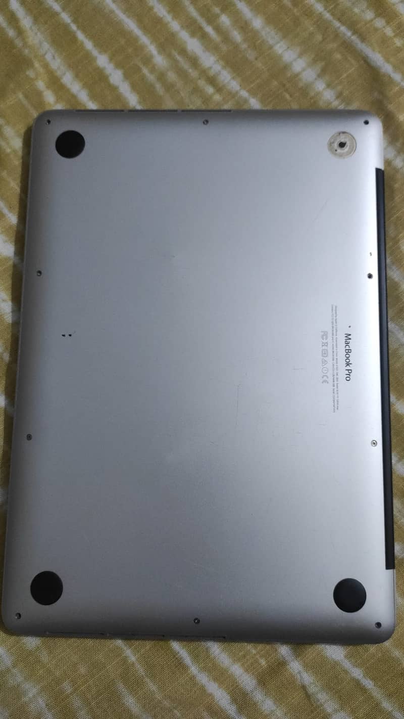 Macbook Pro (Retina, 13-inch, Late 2013) (Faulty Motherboard and HDD) 2