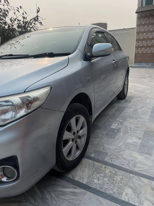 Toyota Corolla GLI 2013 4