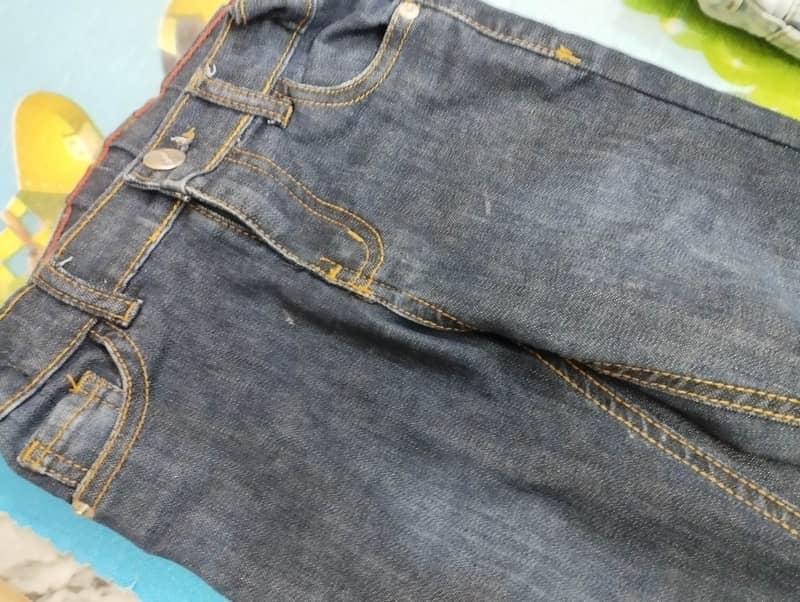 Boys Jeans. . . Size 5/6 years 3