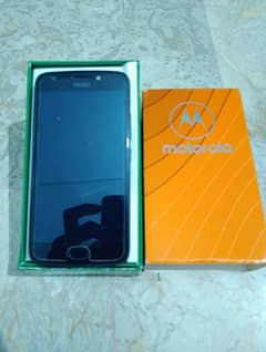 moto e4