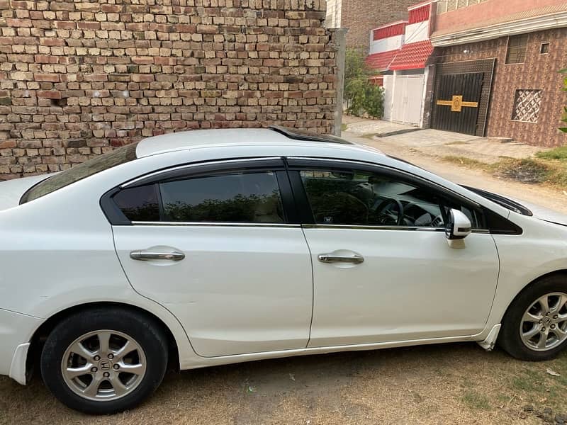 Honda Civic Oriel 2012 6