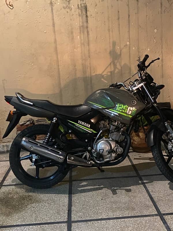 YBR 125 G 2023 model 1