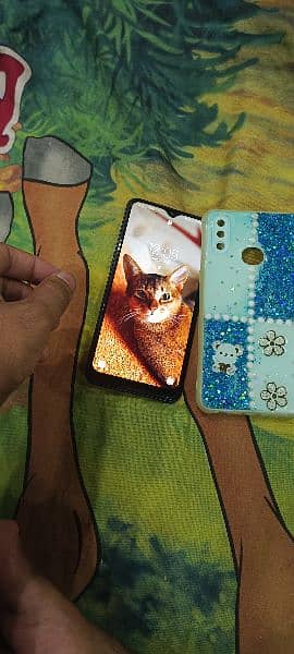 Samsung Galaxy A10s 4