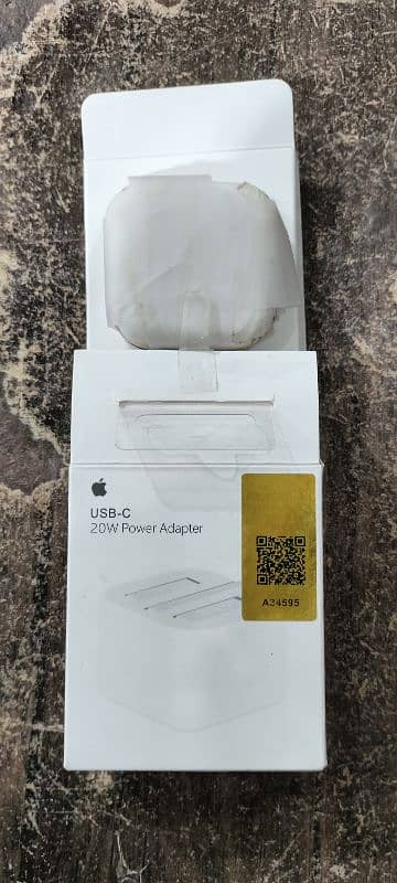 iphone 20w original adapter 1