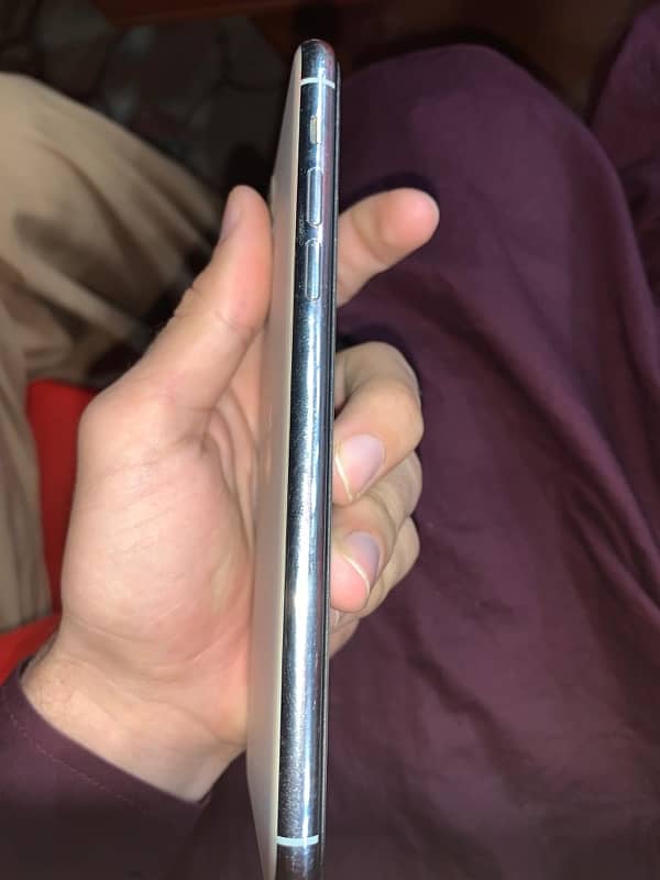 iPhone 11 Pro Max 512GB nonpta 3