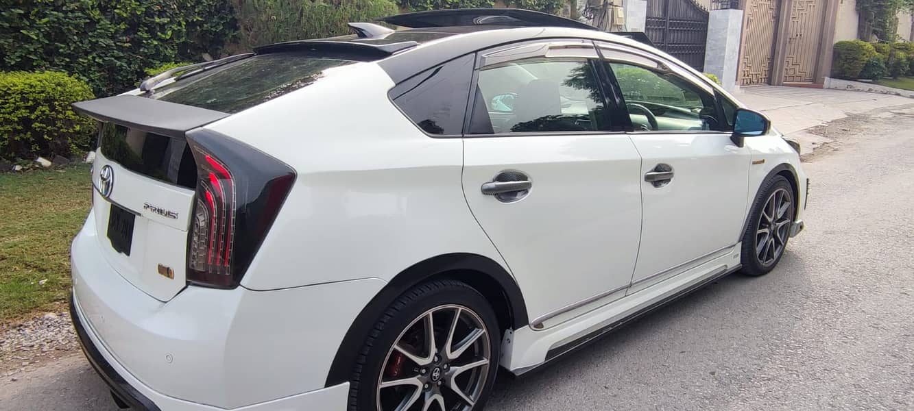 Toyota Prius 2010 GS Sun Roof 1