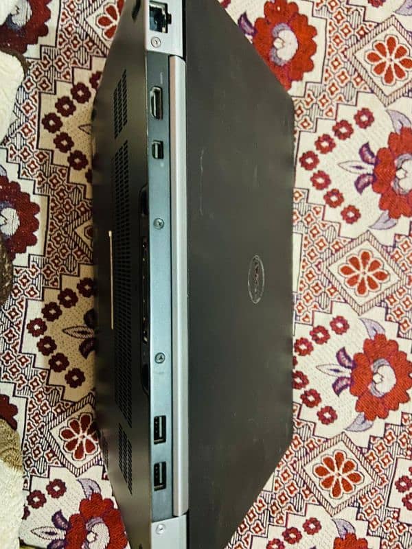 Dell Laptop fresh condition 3