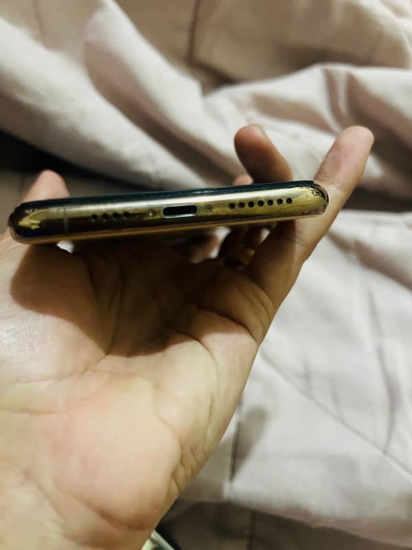 iphone 11 pro max jv 256gb 4