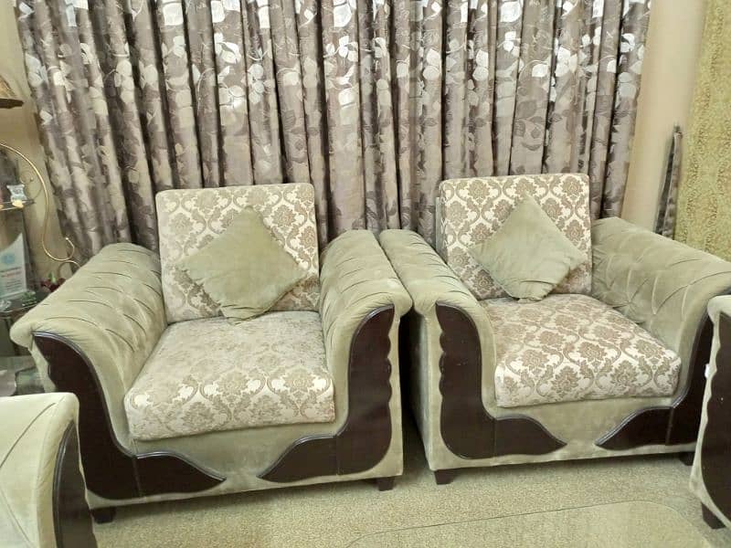 7 SEATER SOFA 1