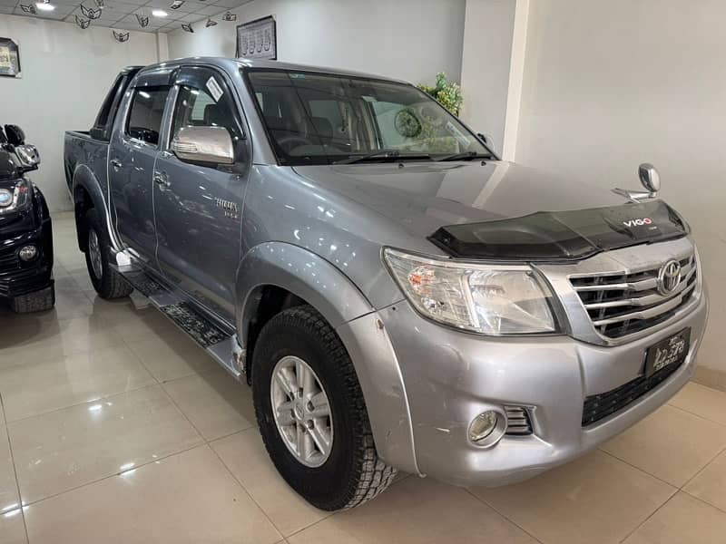 Toyota Hilux 2013 3