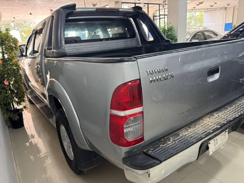 Toyota Hilux 2013 6