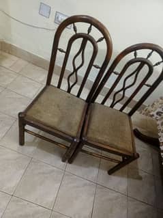 Selling 5 dinning table chair urgently