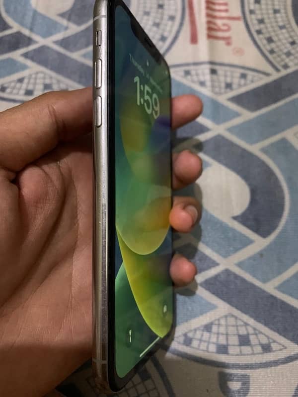 IPhone X -256Gb 4