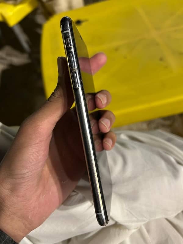 Iphone Xsmax 512gb pta approved 3