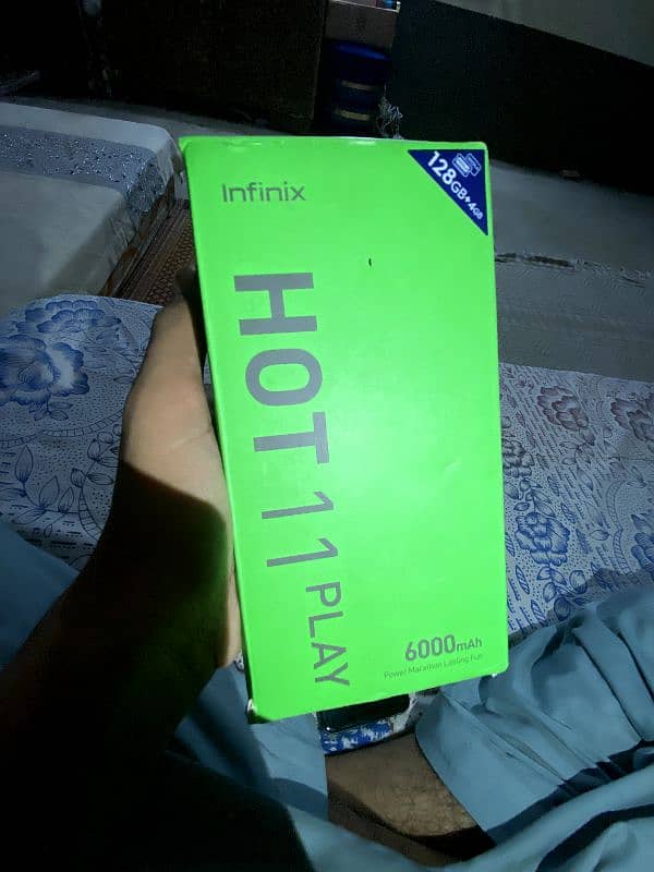 Infinix hot 11 play 4GB 128GB 7