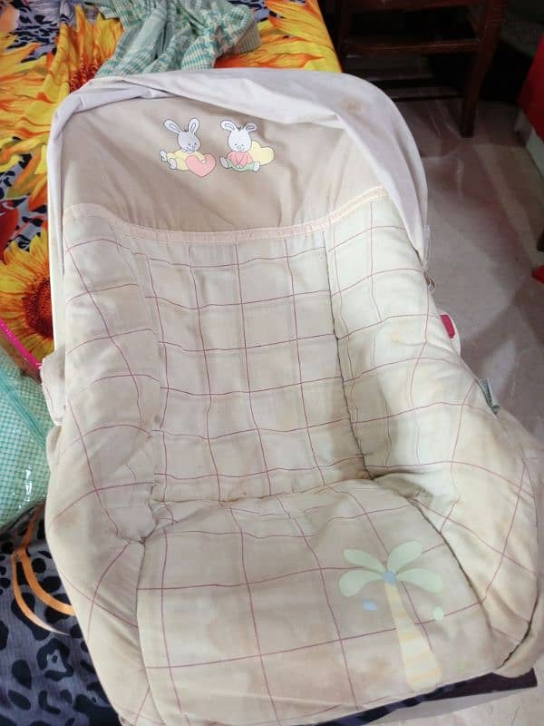 baby carry cot 3