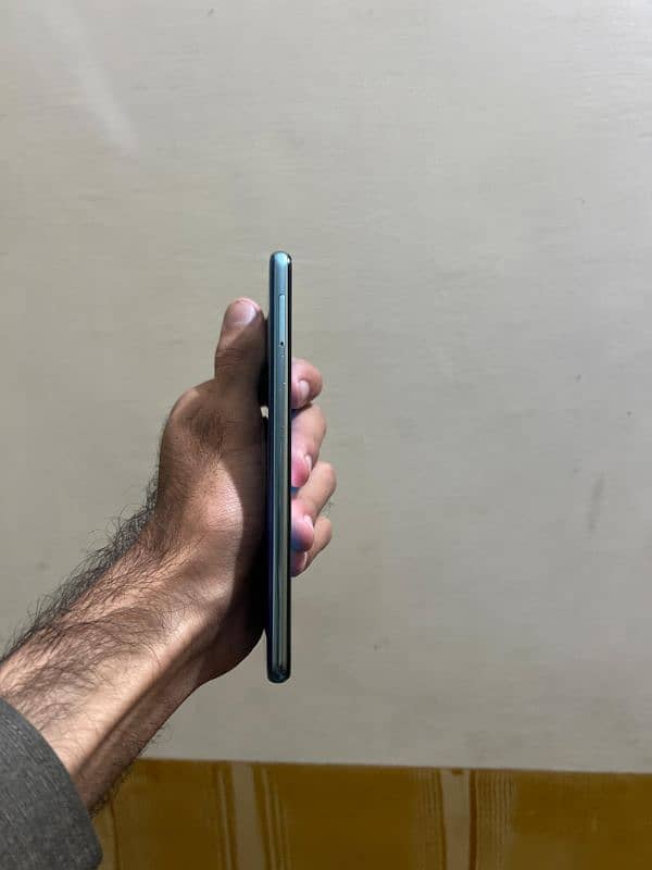 HUAWEI P30 3