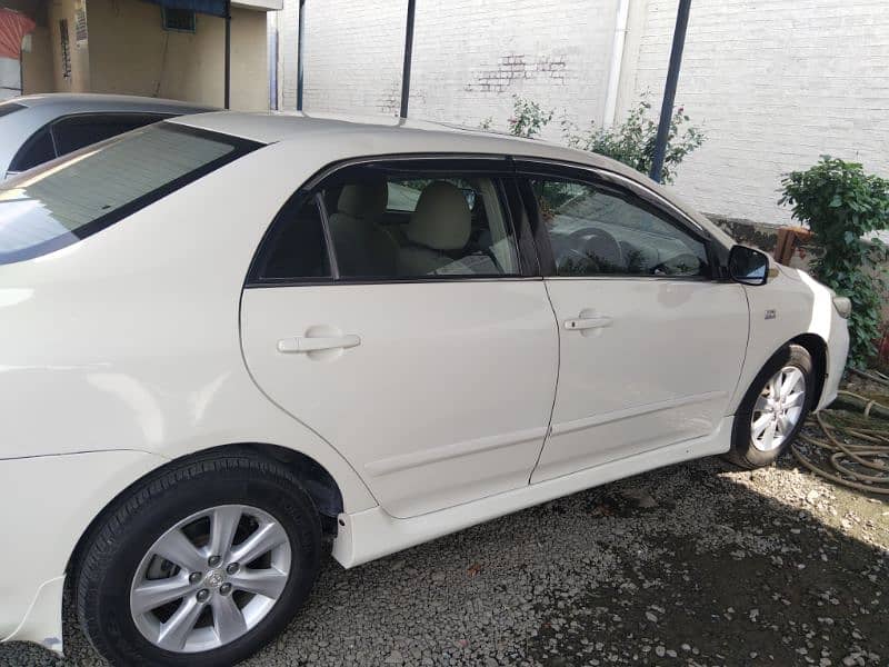 Toyota Corolla Altis 2013 8