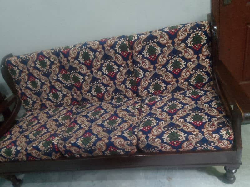 original Tali wood sofa 8