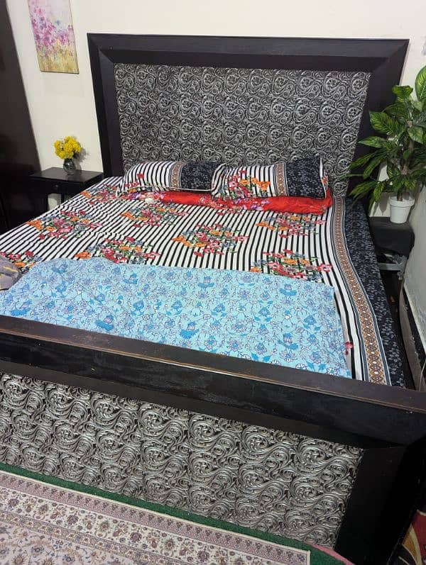 double bed solid wood 3