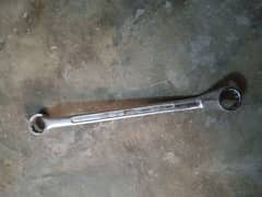 Double end spanner 15/16