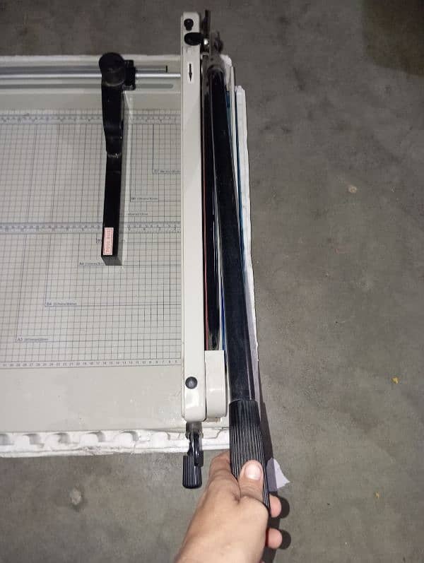 A3 Paper cutter 2