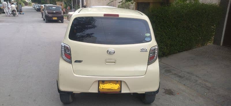 Daihatsu Mira 2014 2