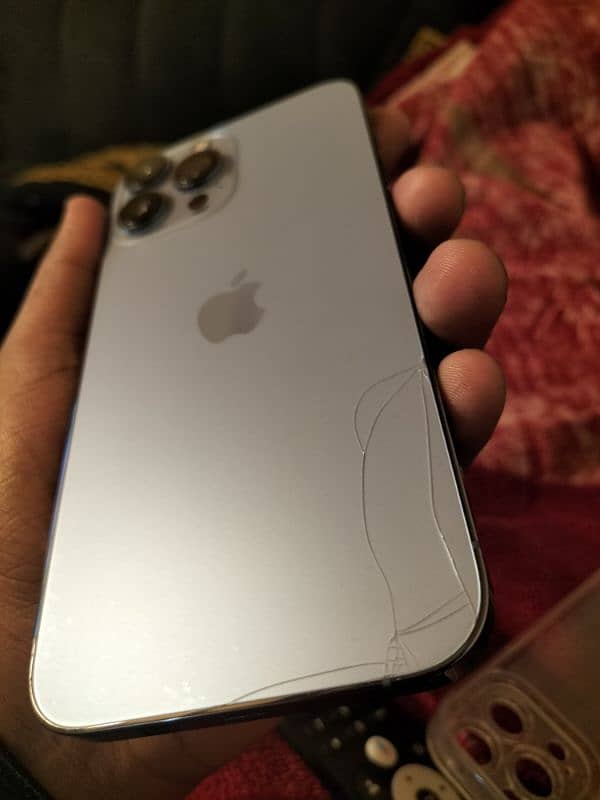 iPhone 13 pro max non pta fu (128) cndition pics mein dekh sakte hain 2