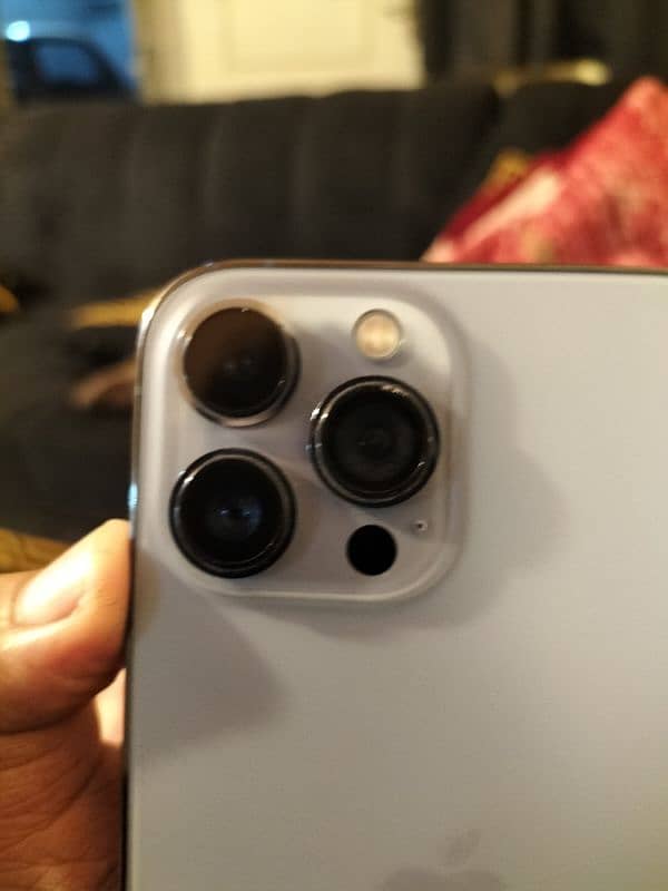 iPhone 13 pro max non pta fu (128) cndition pics mein dekh sakte hain 4