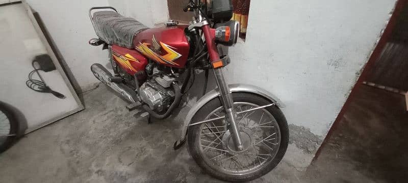 Honda 125 New seal packed bike 5