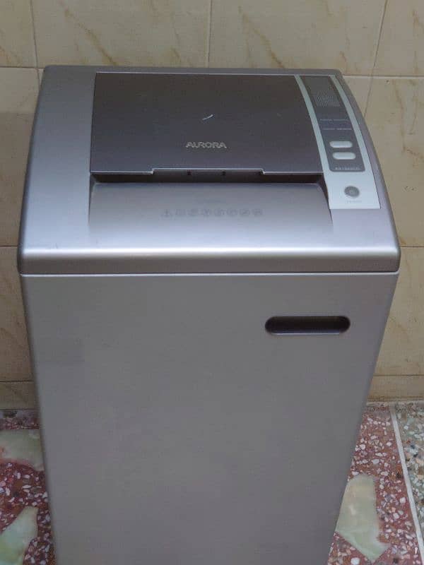 Aurora paper shredder machine model 1540 0