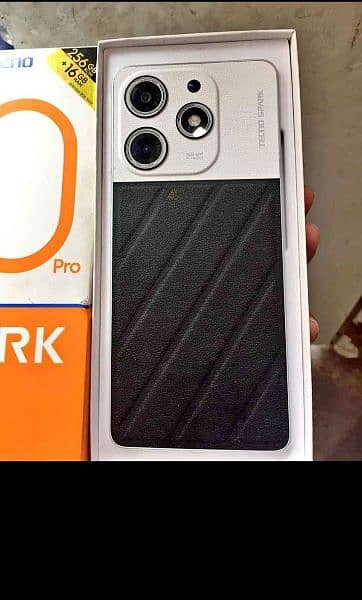 tecno spark 10 pro 16Ram+256 in 9 month  warranty 1