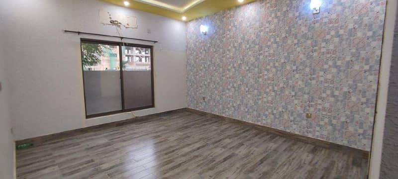 Ready To Move Luxury 3 Bedrooms Precicnt-15 Villa In Bahria Town Karachi 8