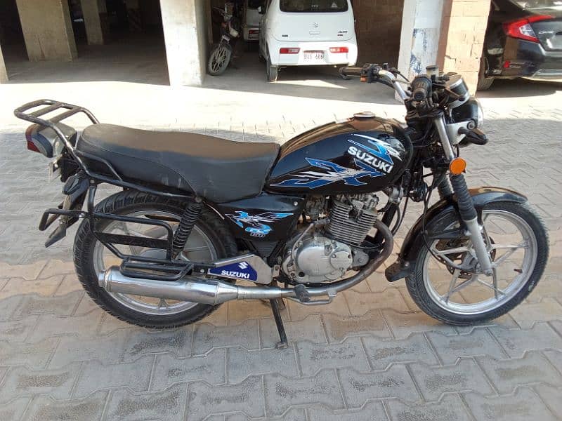 Suzuki GS 150 SE model 2017 urgent sale 1