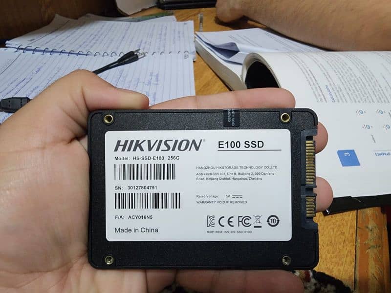 Hikvision SSD 256 Gb 1