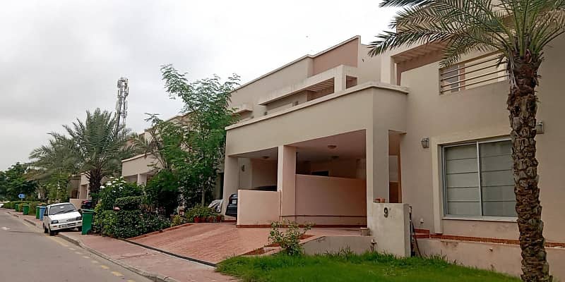 3Bed DDL 200sq yd Villa FOR SALE. All amenities nearby including Parks, Mosques and Gallery 0