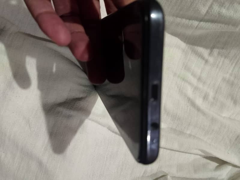 Infinix hot 10i. good condition like new 7