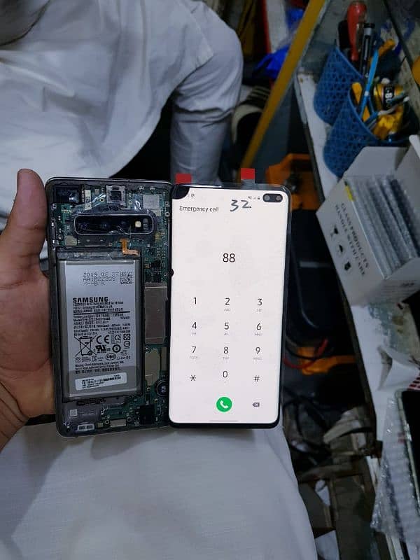 Samsung S10+ Dotted panel for sale. 03289203346 17