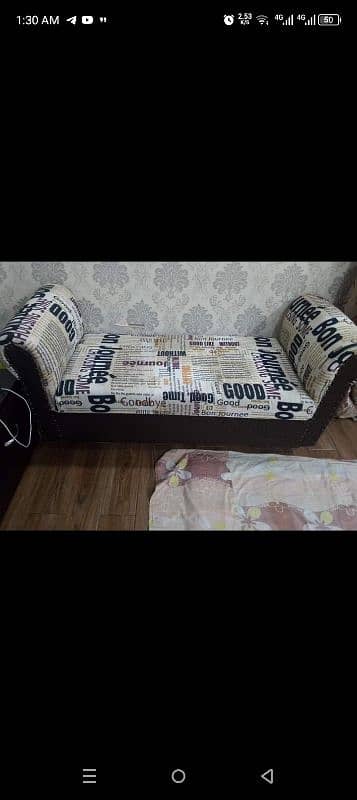 sofa seti brown ND white combination new condition 2