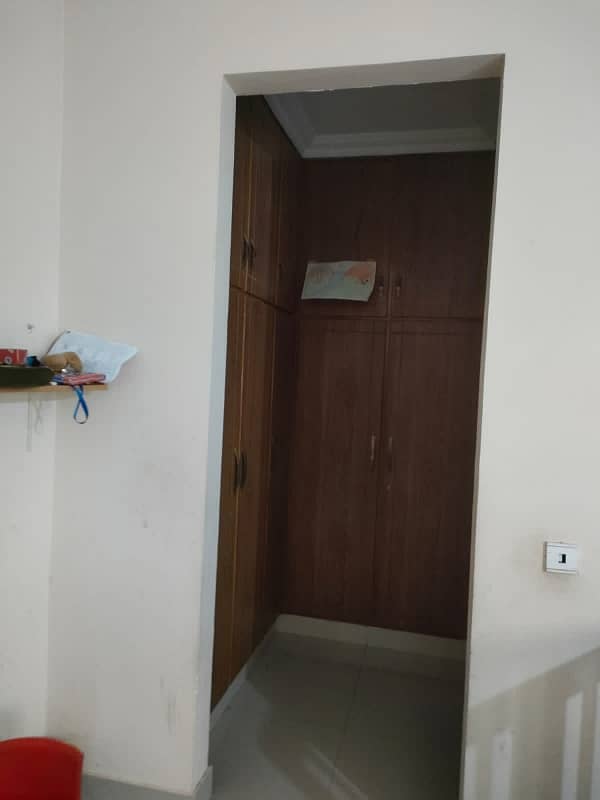 1 kanal Upper Portion Available In Abdalian Society Near By UCP University And Shoukat Khanam 9