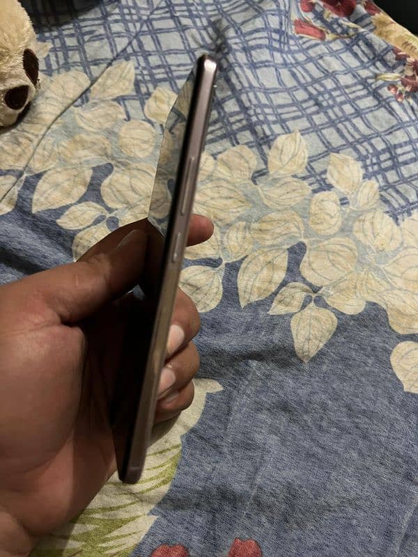 Vivo V21 for sale 2